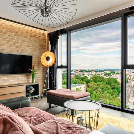Skyview Suite - Niepowtarzalny Widok I Basen ลูบลิน ภายนอก รูปภาพ